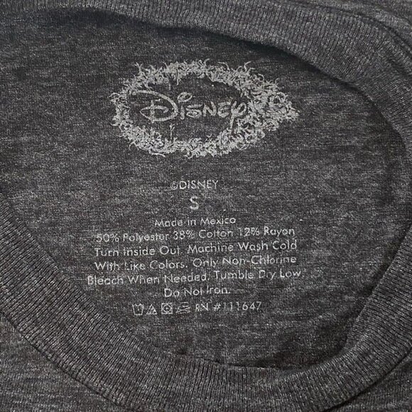 Disney Greetings From Agrabah Aladdin Postcard Genie T-shirt Size Small S Black - Picture 5 of 7